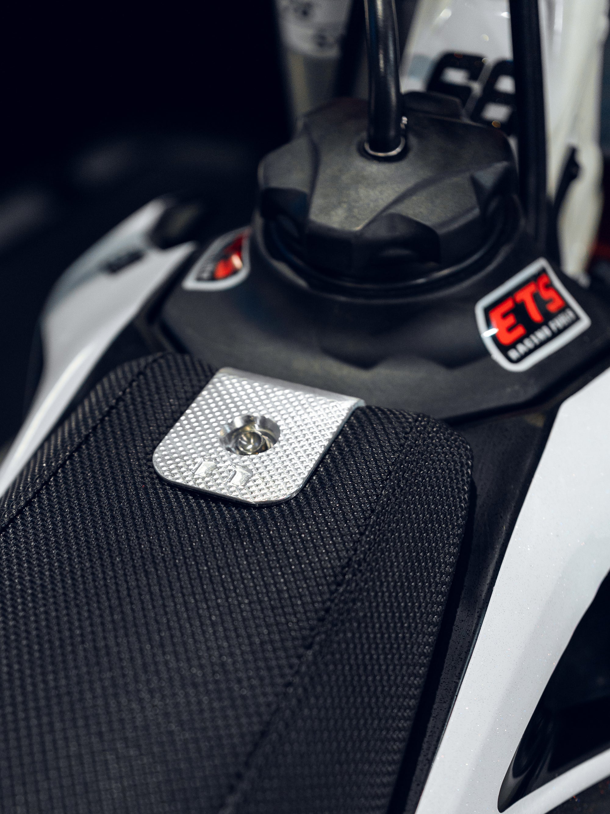 Husqvarna Billet Seat Mount