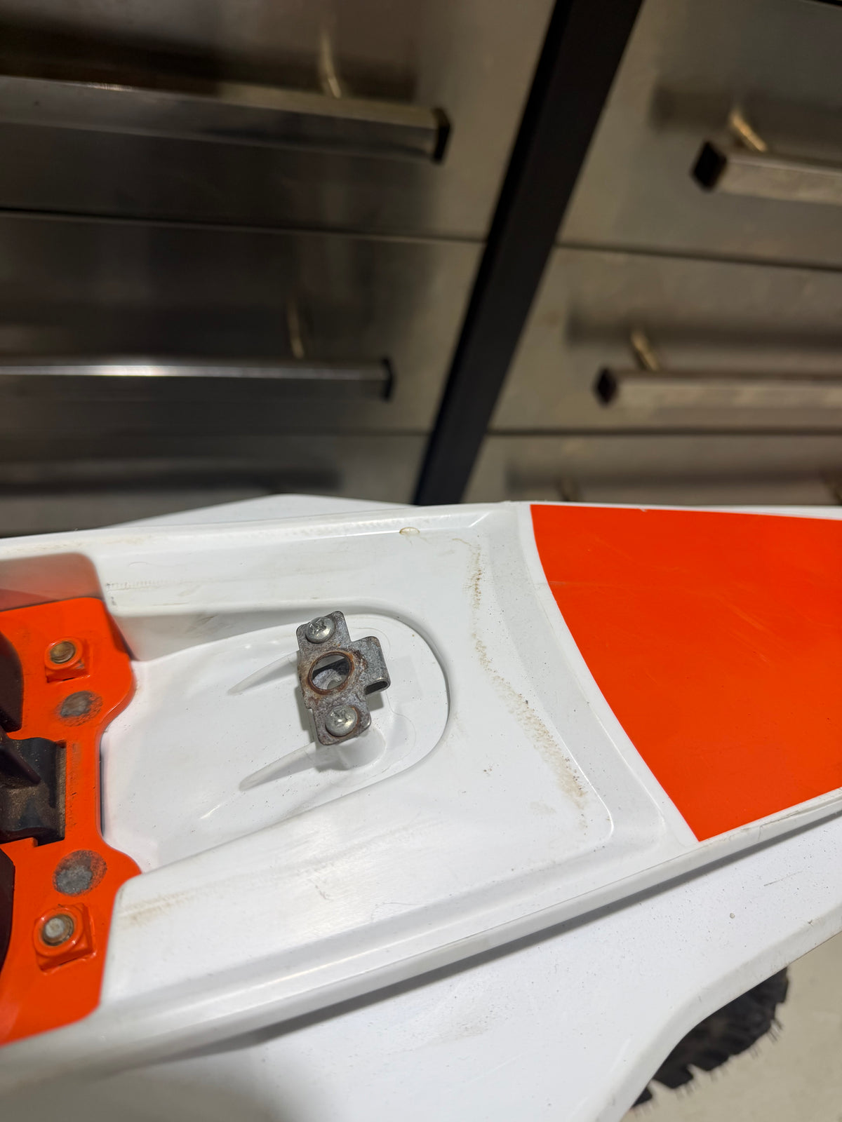 OEM SEAT MOUNT